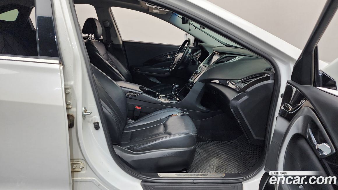 Hyundai Grandeur 2012