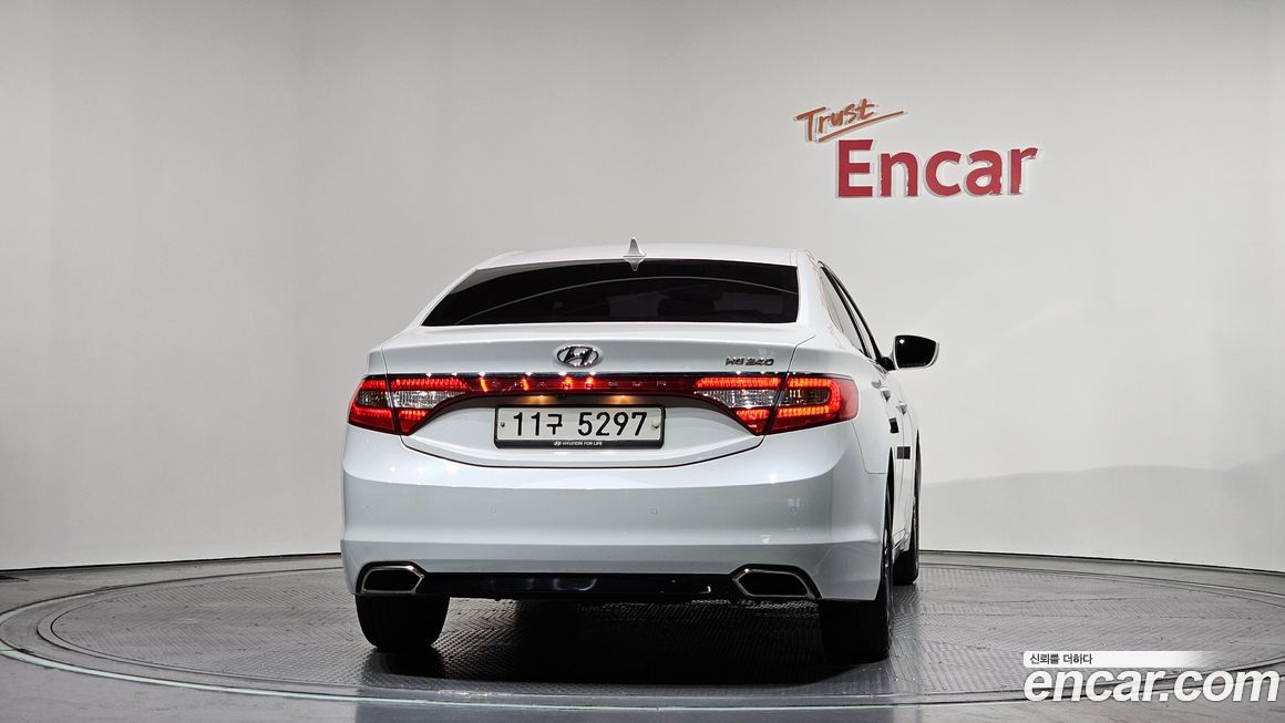 Hyundai Grandeur 2016