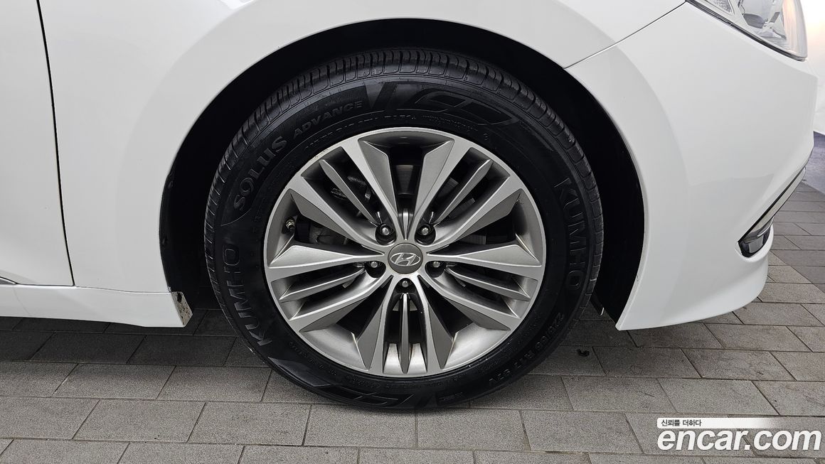 Hyundai Grandeur 2016