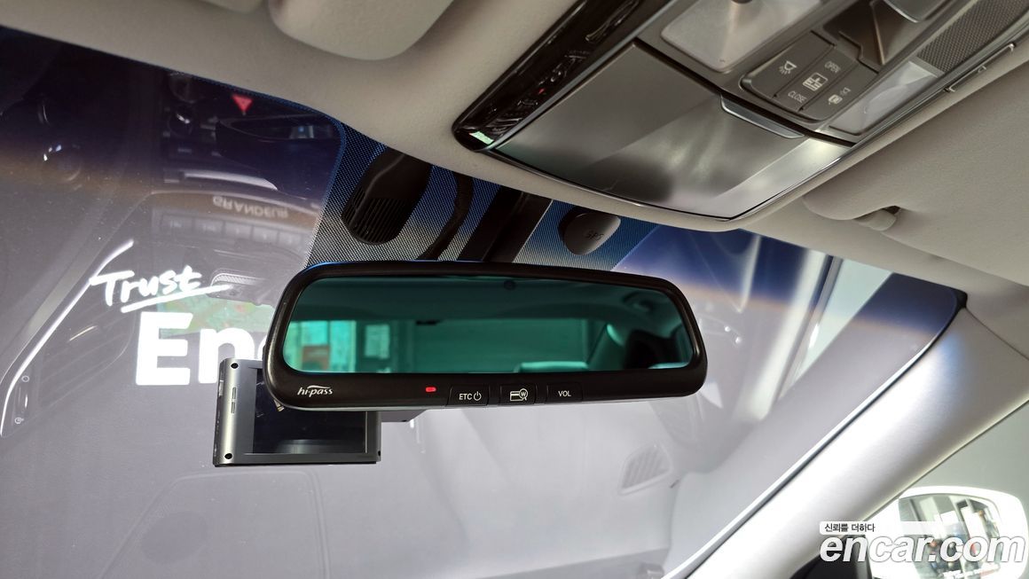 Hyundai Grandeur 2015