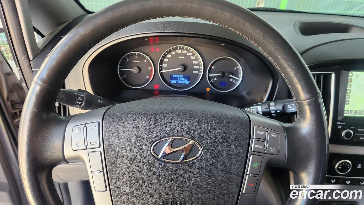 Hyundai Starex 2017