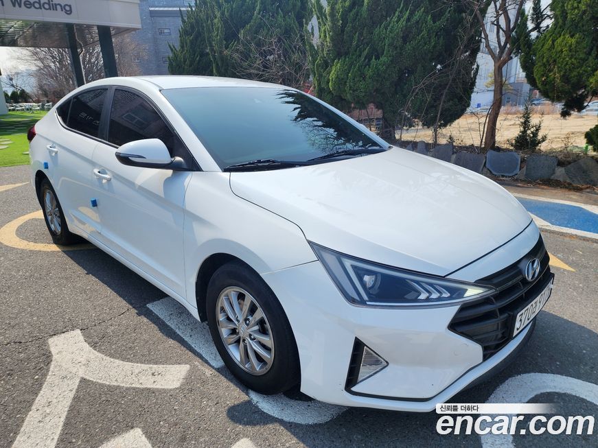 Hyundai AVANTE 2019