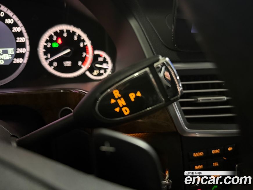 Mercedes-Benz E-Class 2011