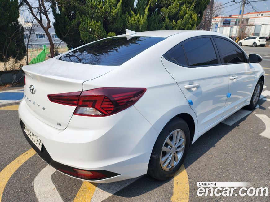 Hyundai AVANTE 2019
