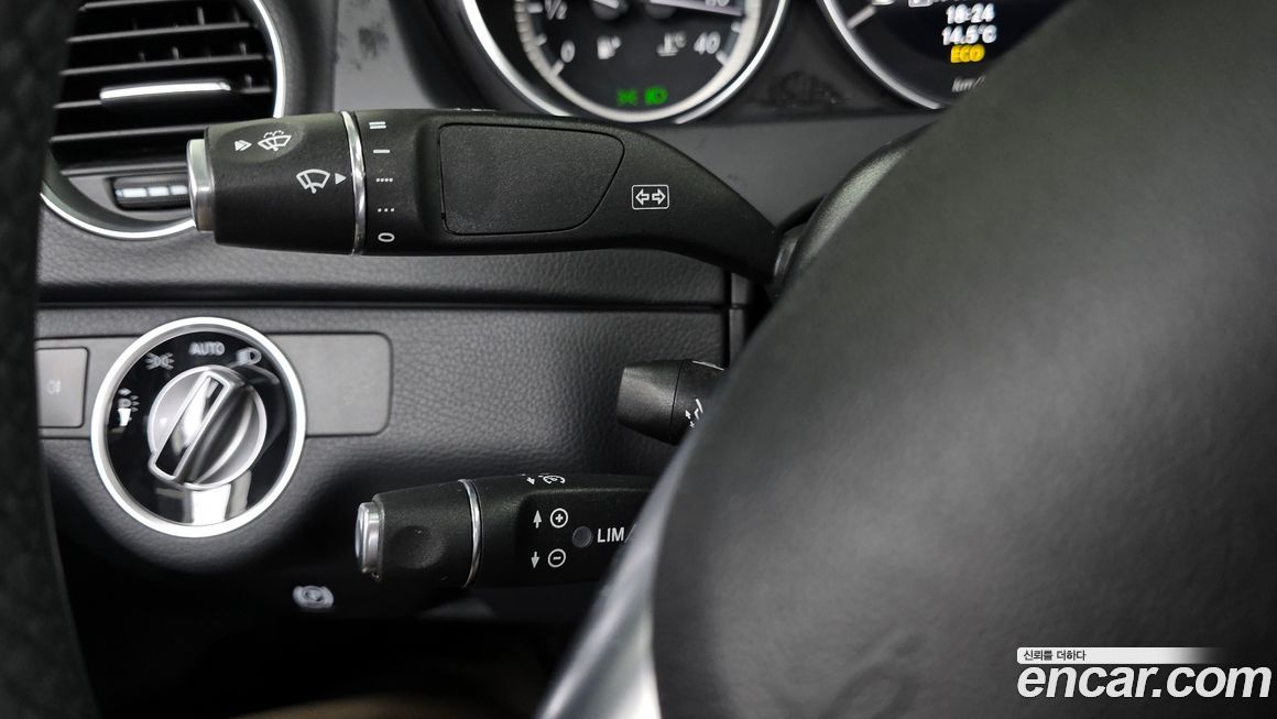 Mercedes-Benz C-Class 2013