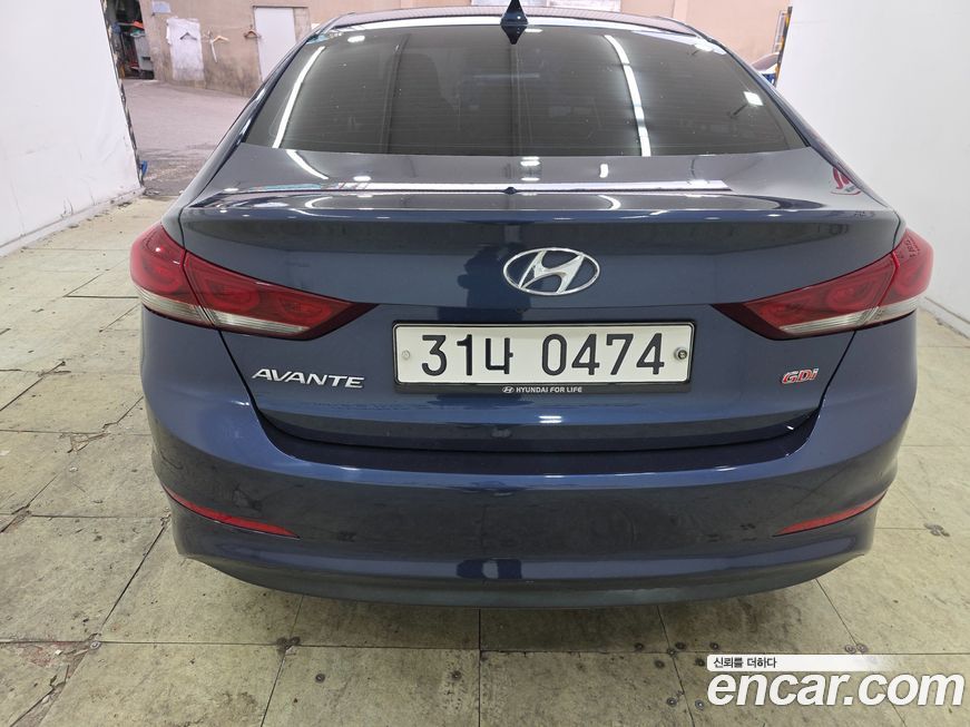 Hyundai AVANTE 2017