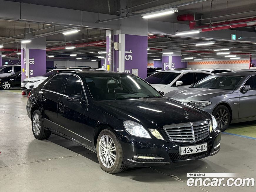 Mercedes-Benz E-Class 2011