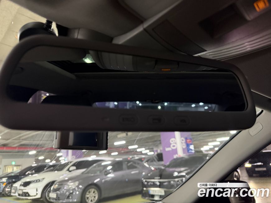 Mercedes-Benz E-Class 2011