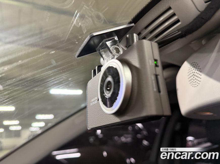 Mercedes-Benz E-Class 2011