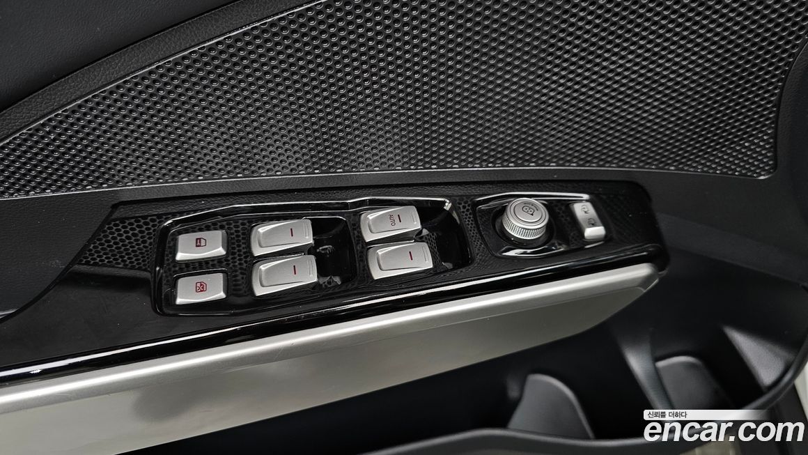 KG_Mobility_Ssangyong TIBOLI 2016