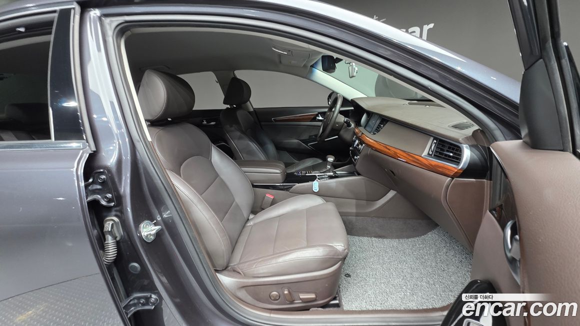 Kia K7 2016