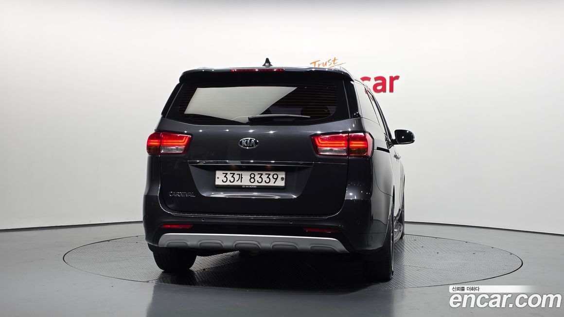 Kia Canival 2017