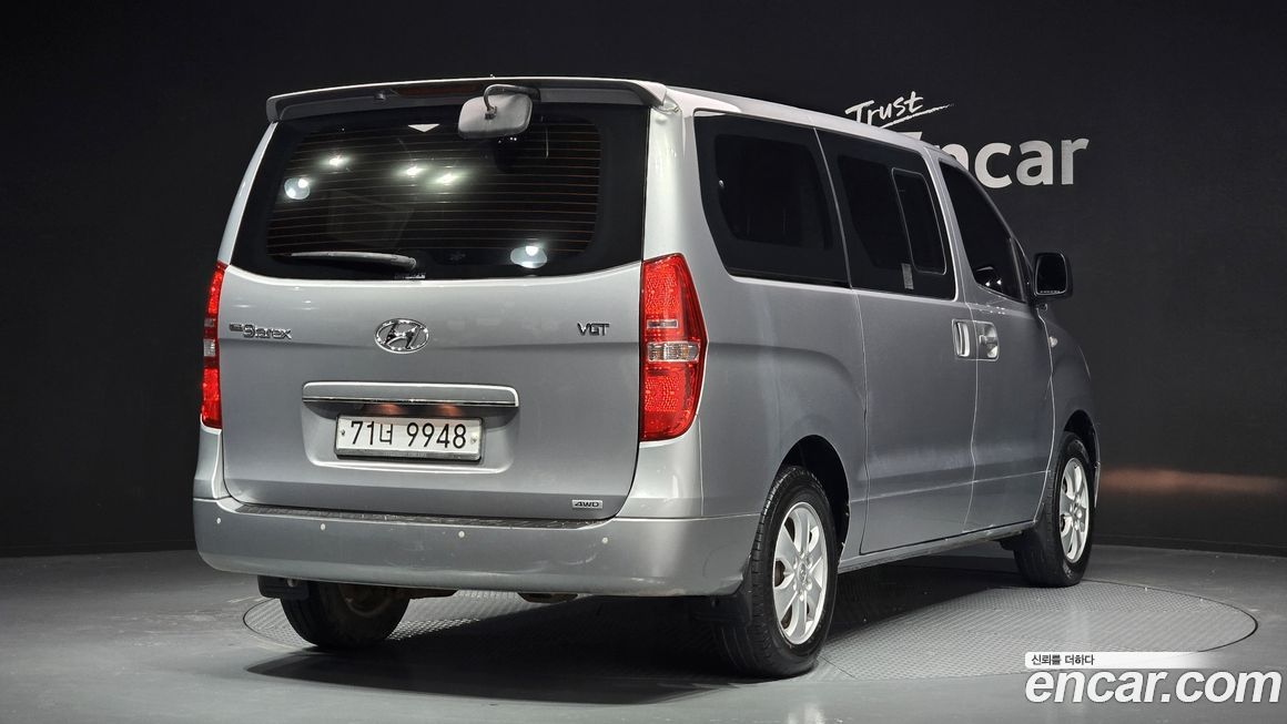 Hyundai Starex 2016