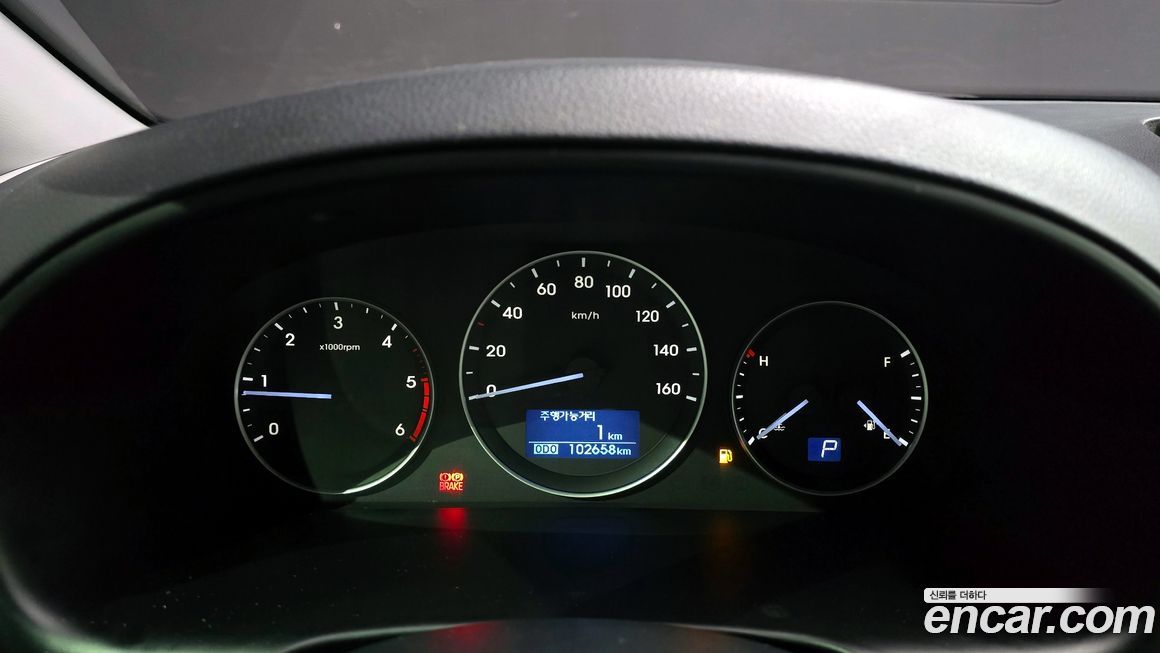 Hyundai Starex 2016