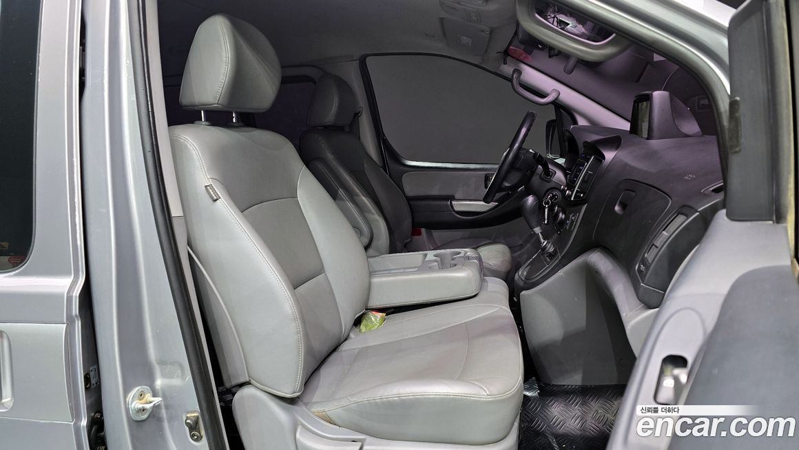Hyundai Starex 2016