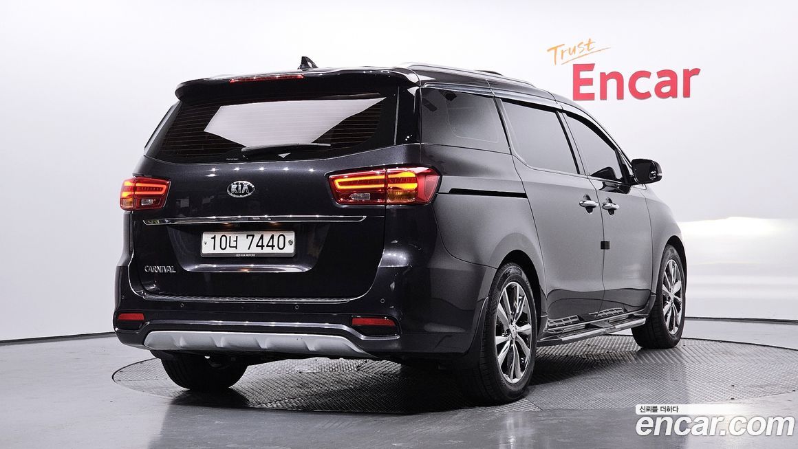 Kia Canival 2019