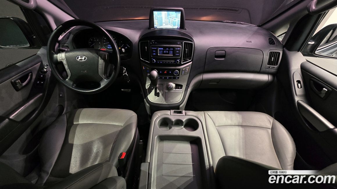 Hyundai Starex 2016