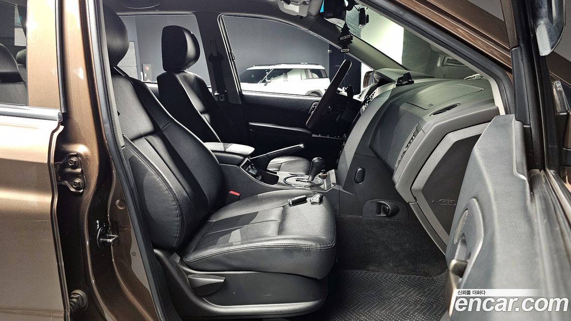 KG_Mobility_Ssangyong KORANDO 2015