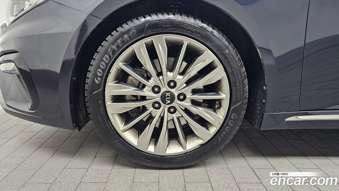 Kia K5 2019