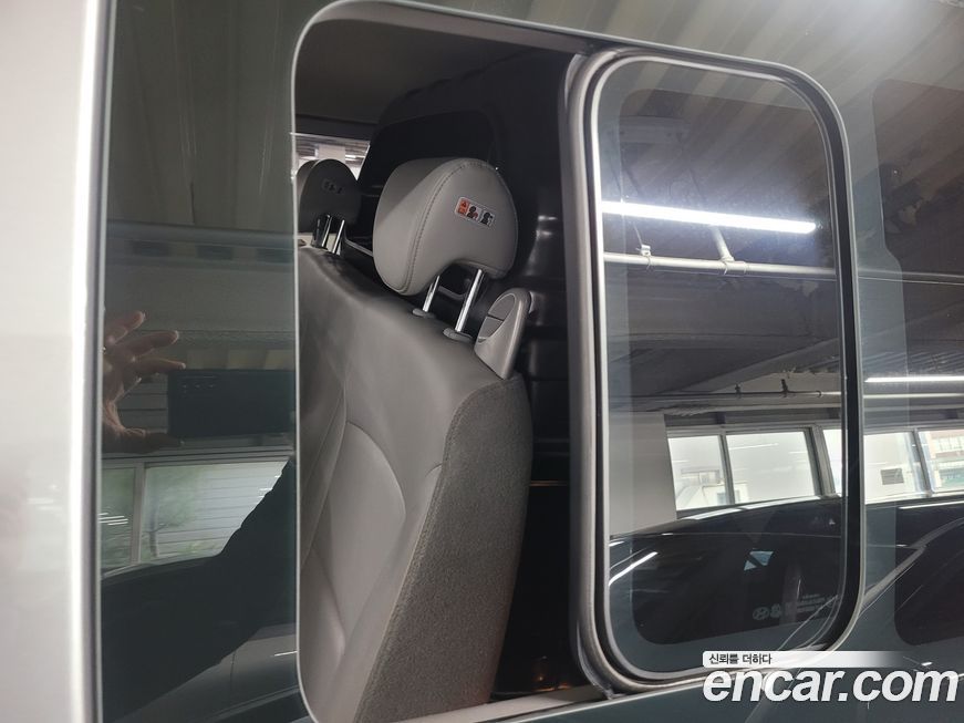 Hyundai Starex 2020