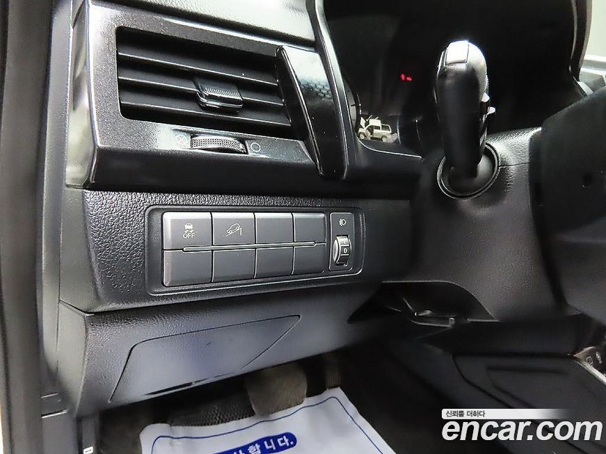 KG_Mobility_Ssangyong Rexton 2020