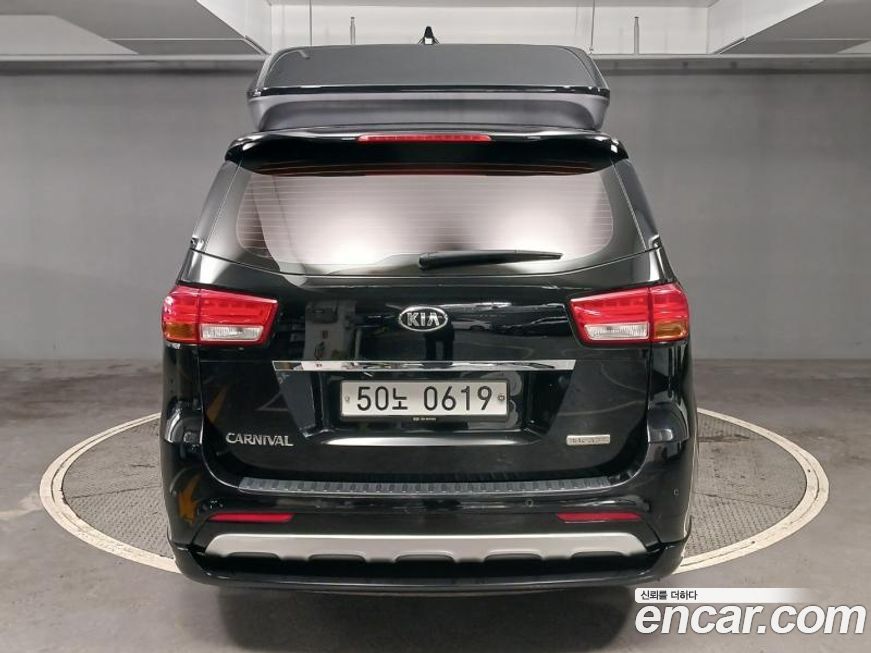 Kia Canival 2016