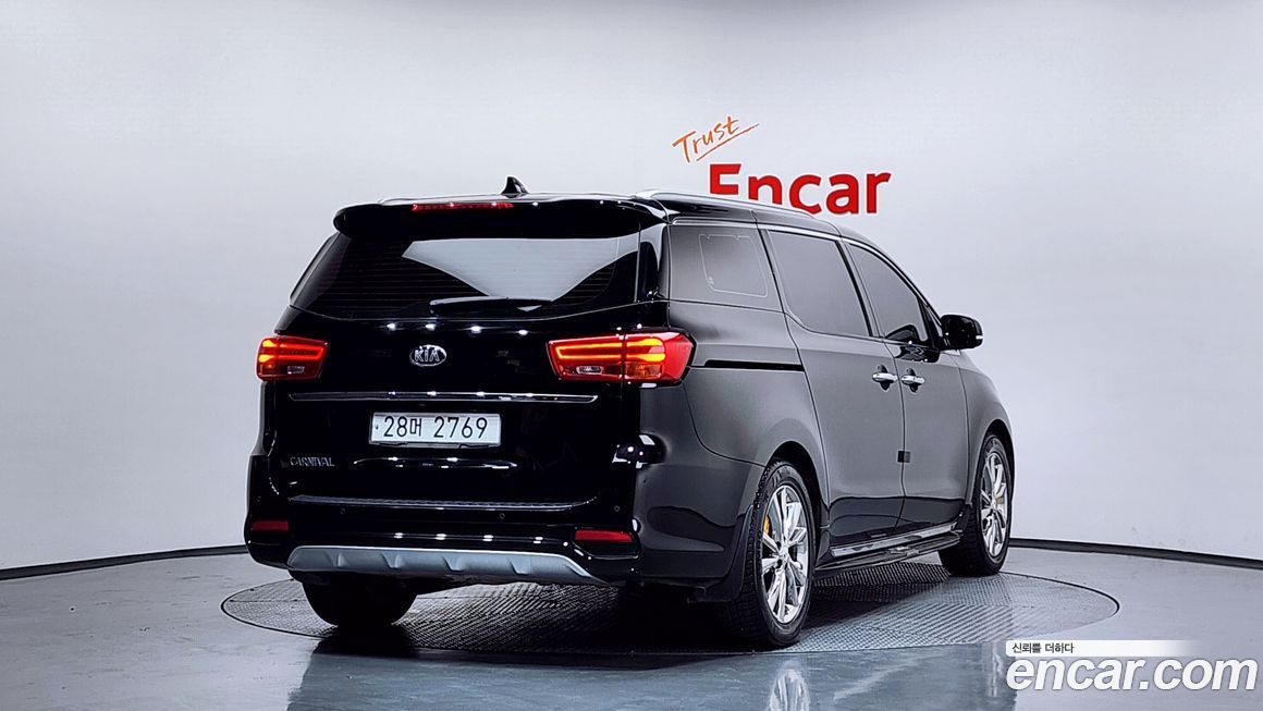 Kia Canival 2019