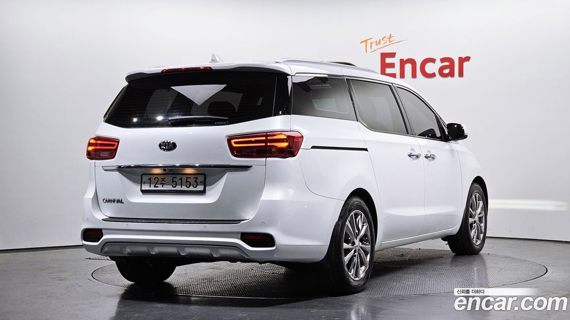 Kia Canival 2019