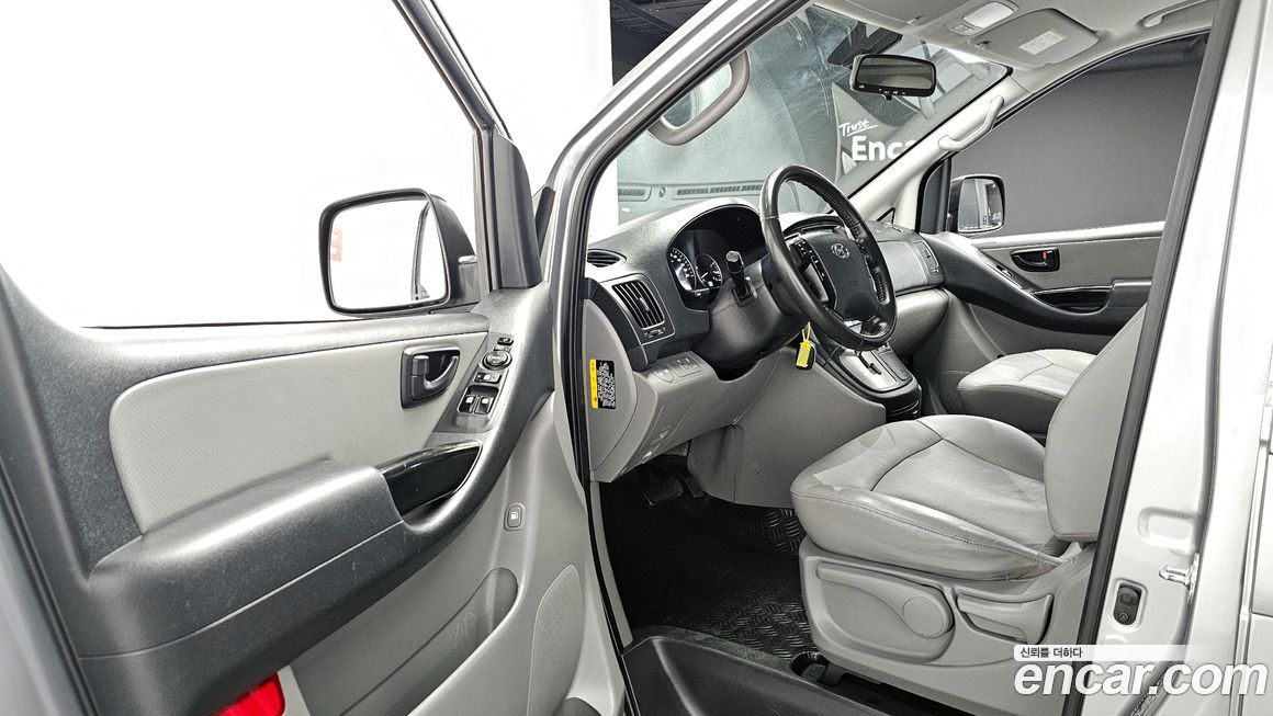 Hyundai Starex 2021