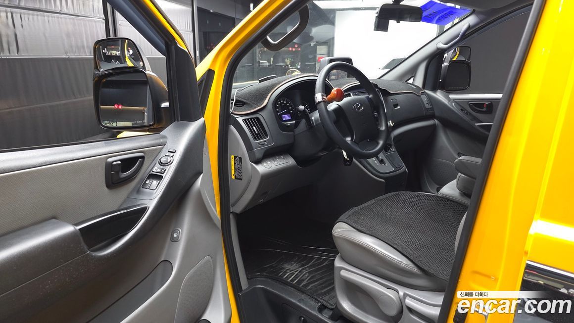 Hyundai Starex 2019