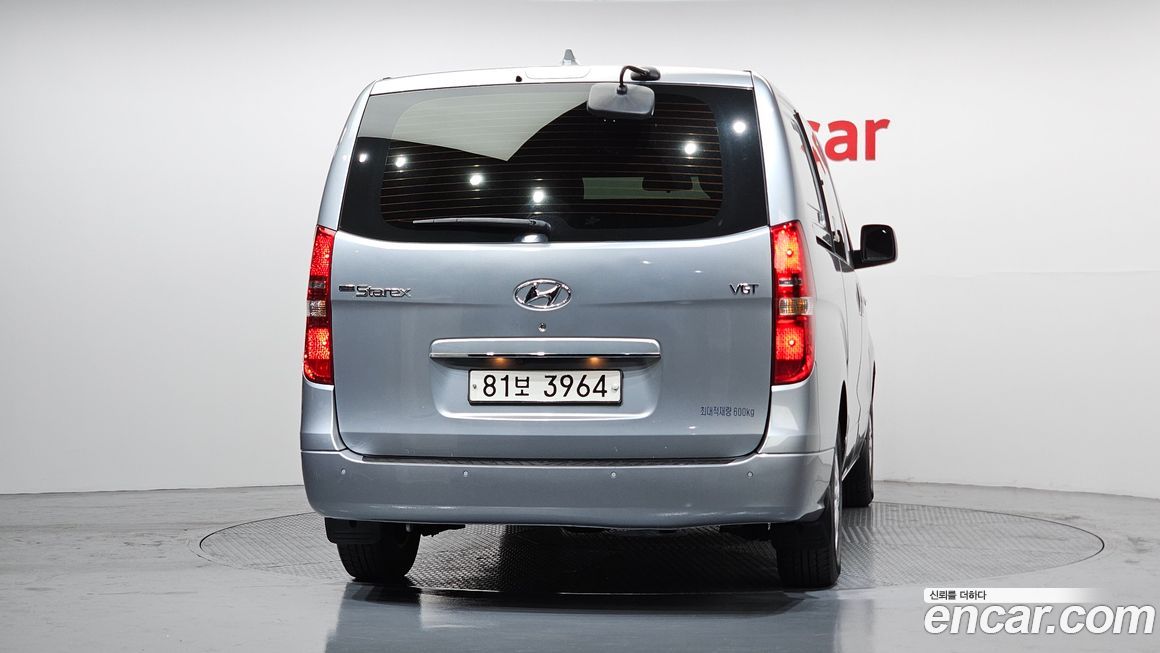 Hyundai Starex 2021