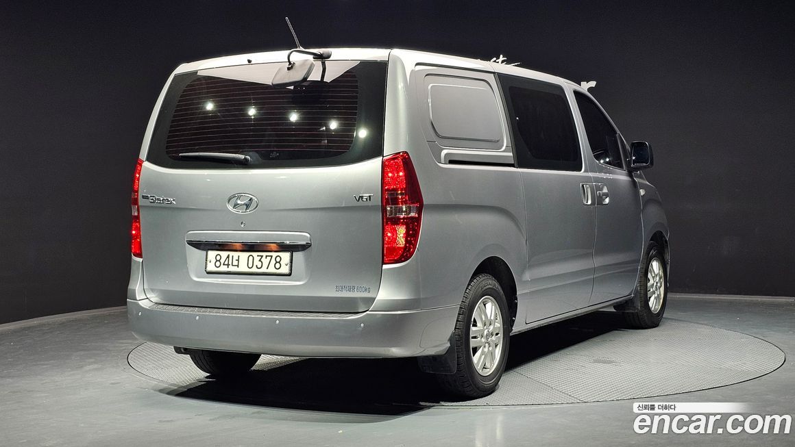 Hyundai Starex 2021