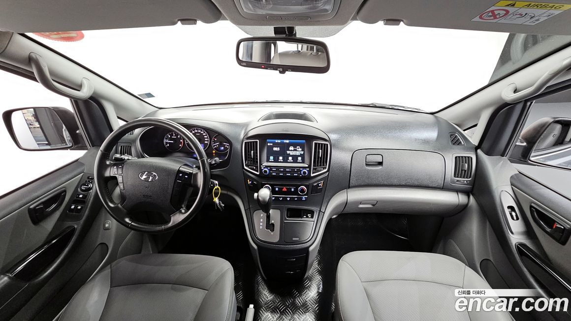Hyundai Starex 2021