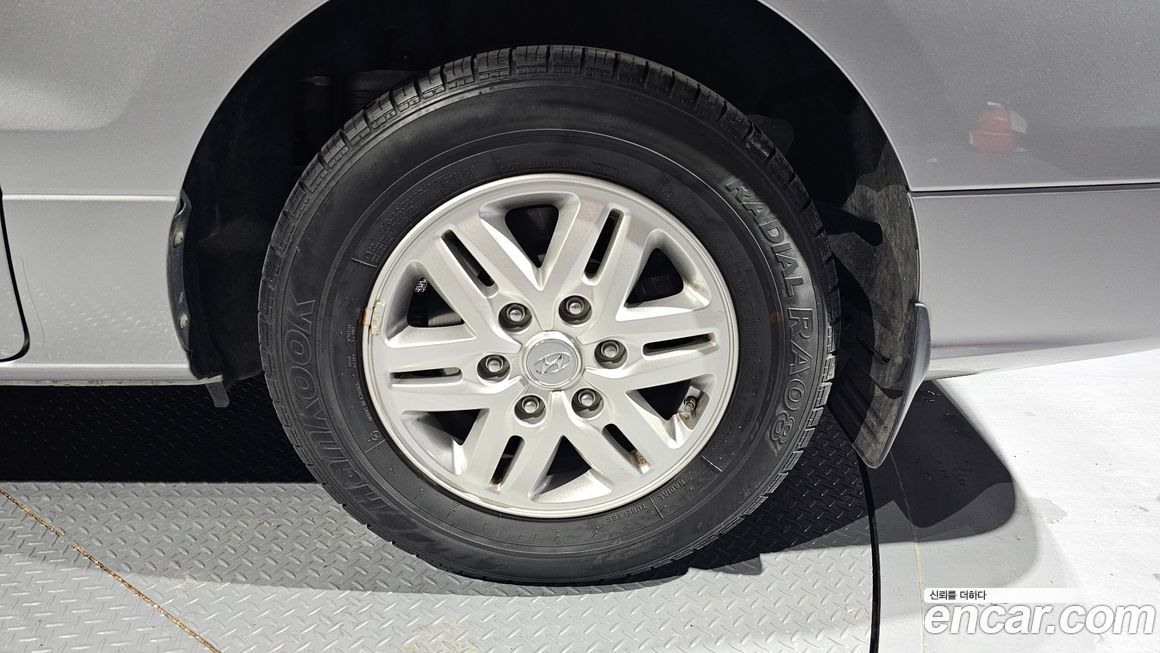 Hyundai Starex 2021