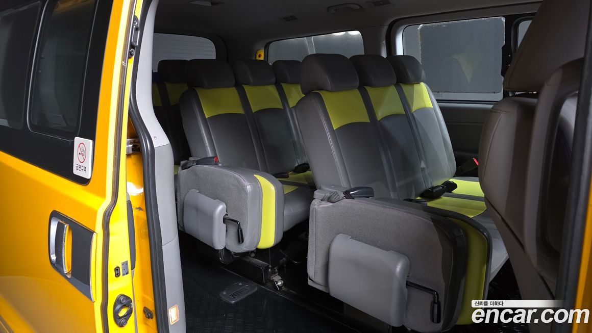 Hyundai Starex 2019