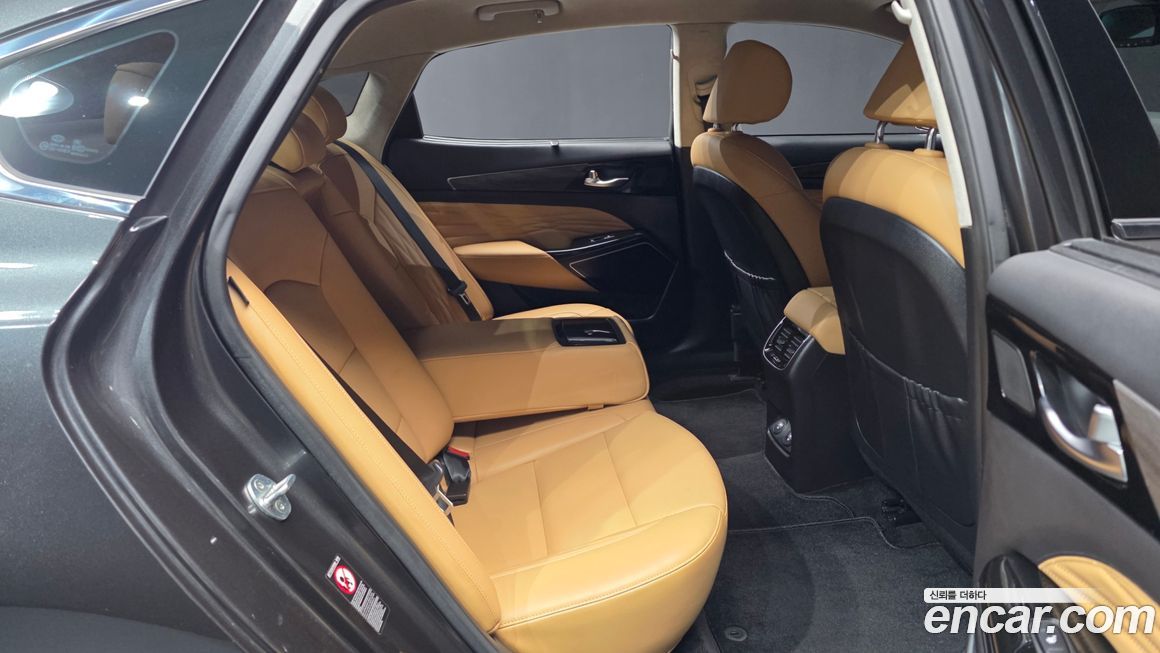Kia K7 2021