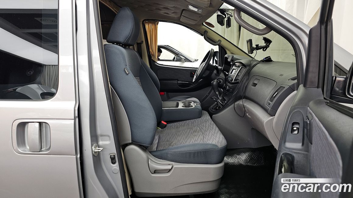 Hyundai Starex 2018