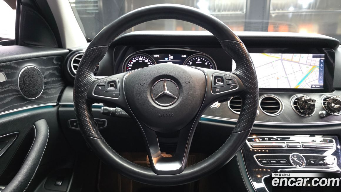 Mercedes-Benz E-Class 2017