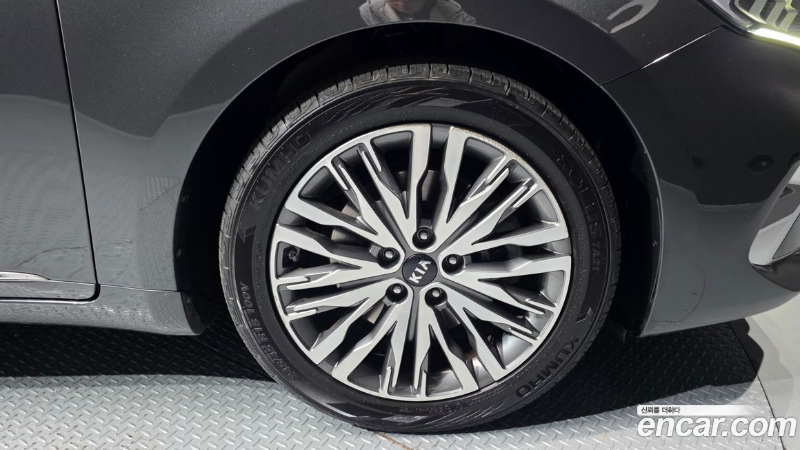 Kia K7 2021