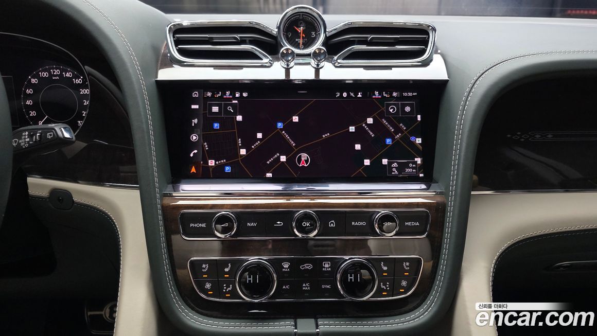 Bentley Bentayga 2024