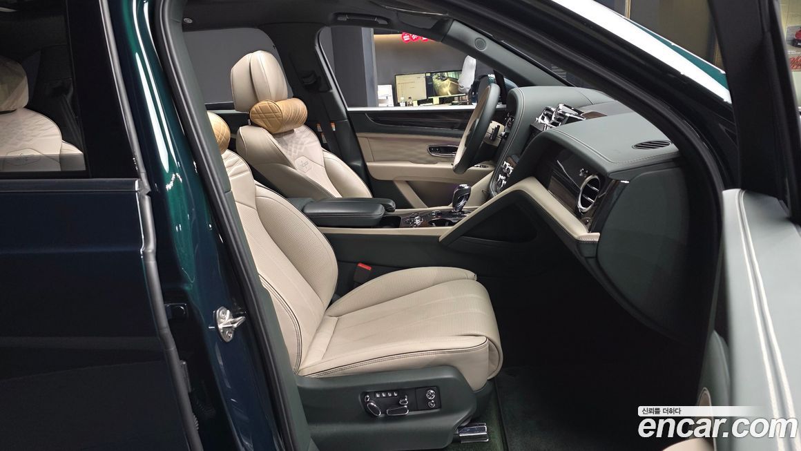 Bentley Bentayga 2024
