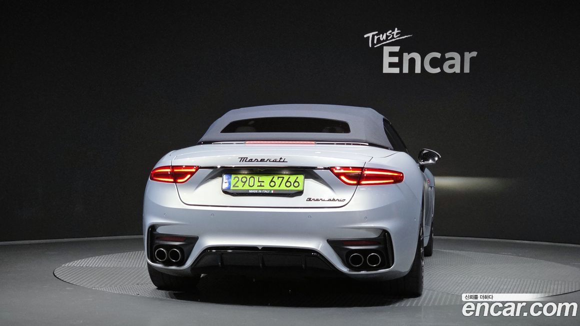 Maserati Gran Cabrio 2024