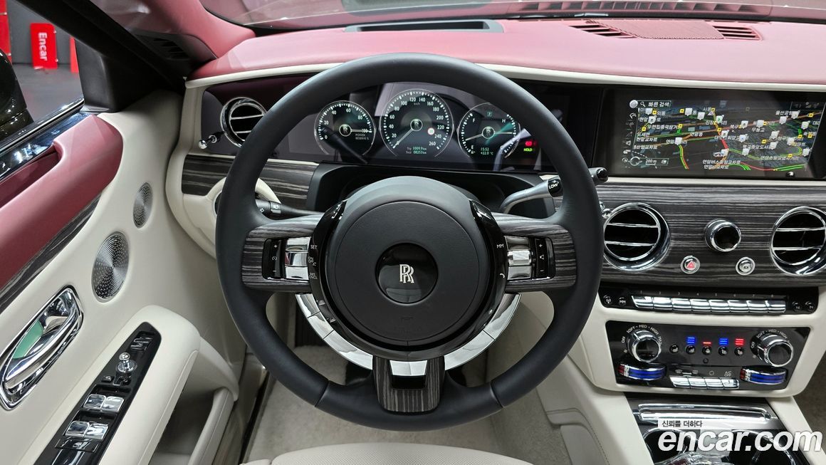 Rolls-Royce Ghost 2023