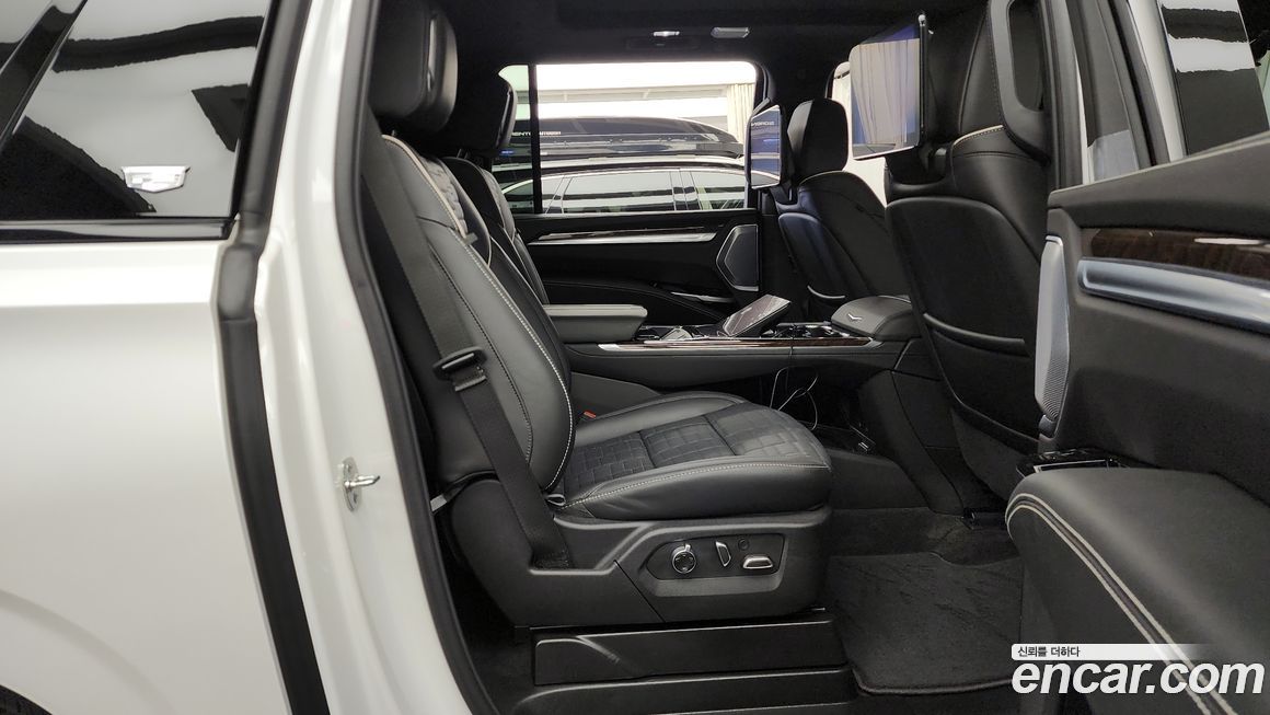 Cadillac Escalade 2025