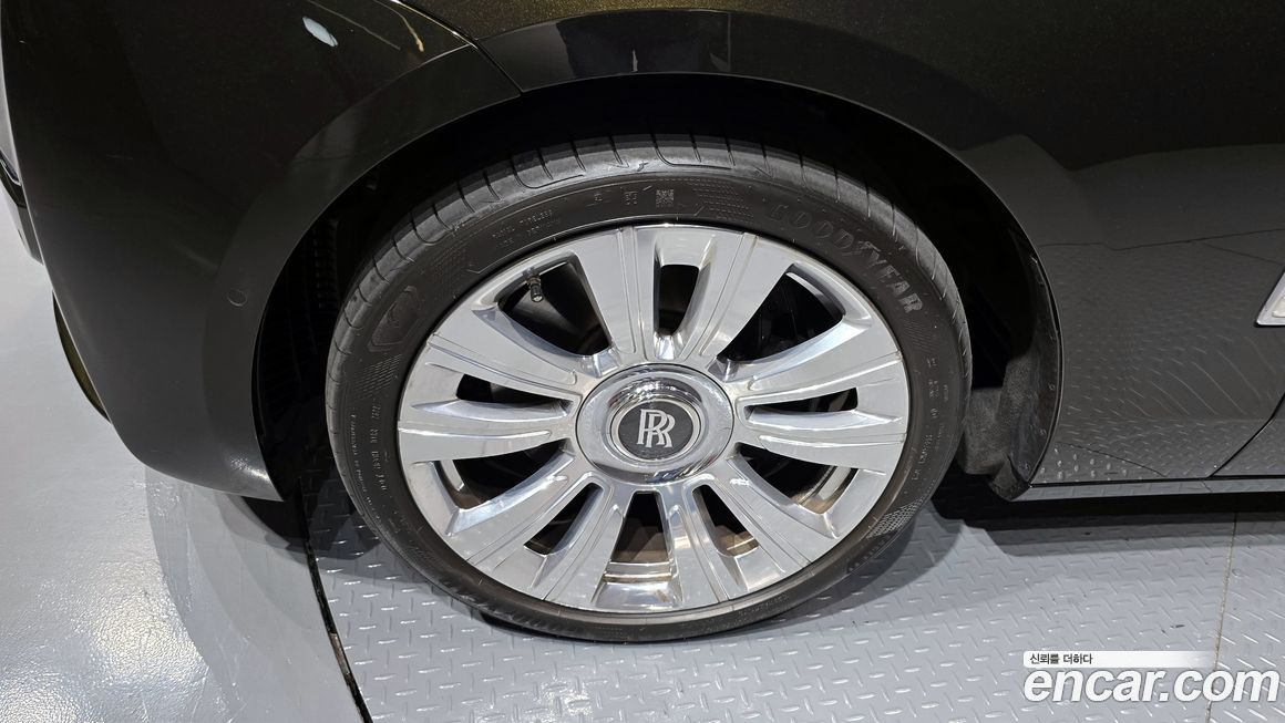 Rolls-Royce Ghost 2023