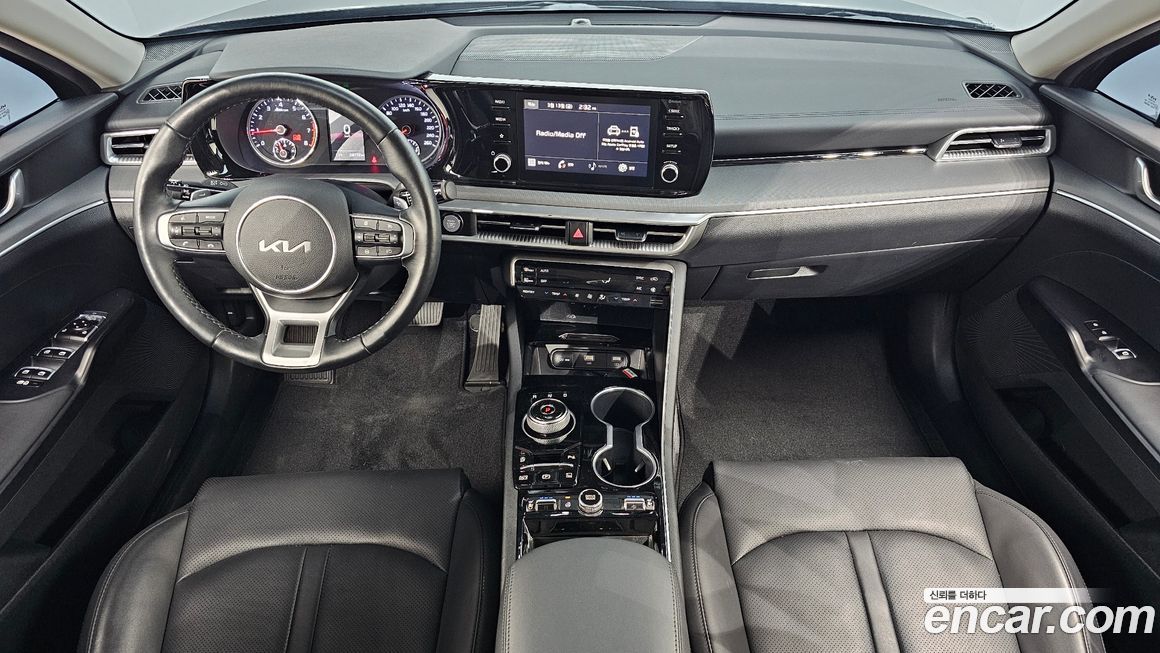 Kia K5 2023