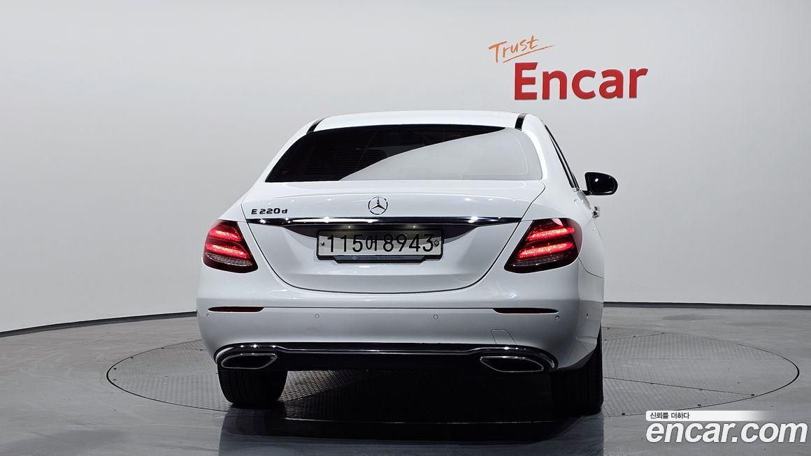 Mercedes-Benz E-Class 2020