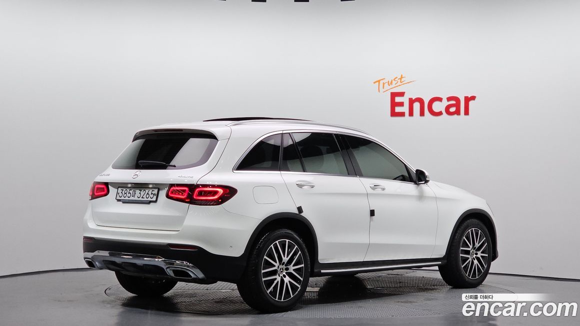 Mercedes-Benz GLC-Class 2020