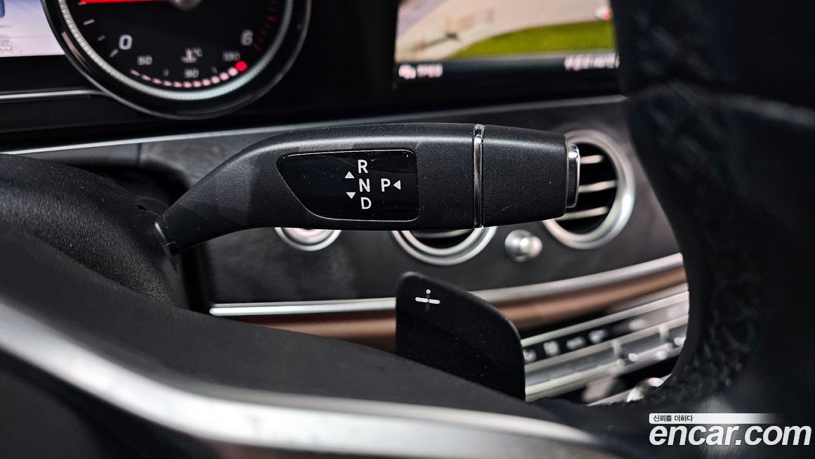 Mercedes-Benz E-Class 2020