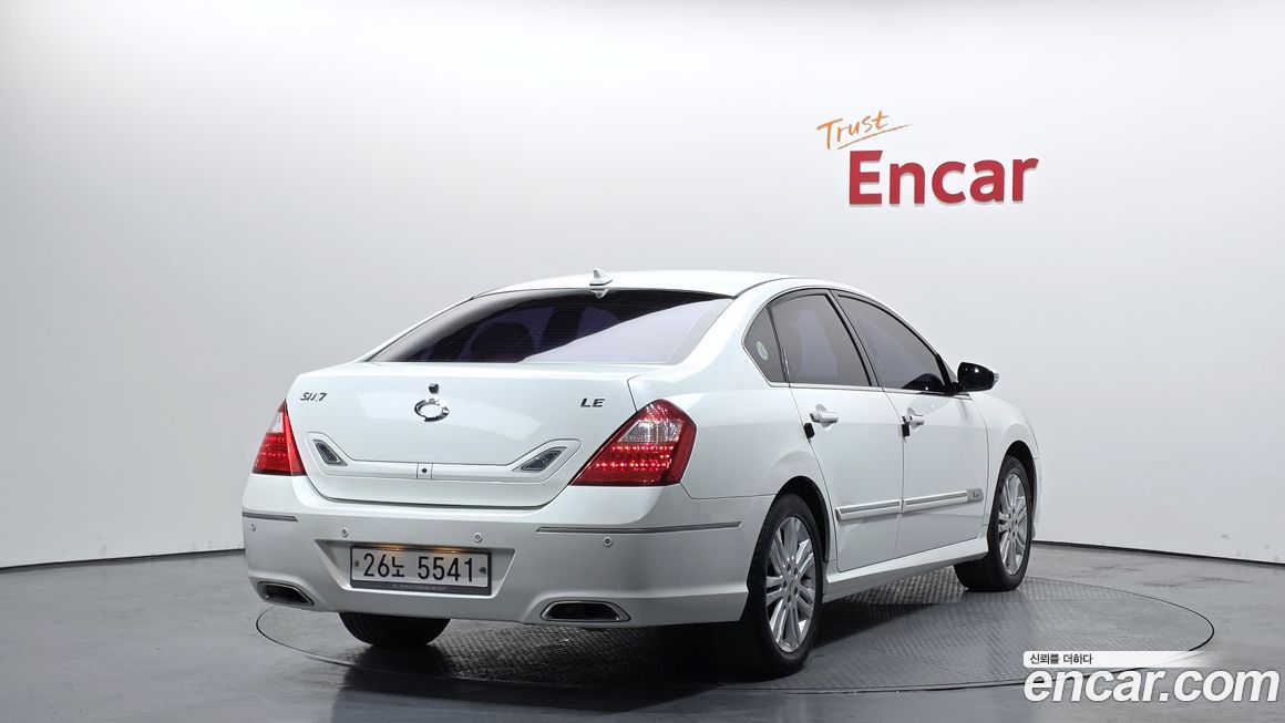 Renault-KoreaSamsung SM7 2011